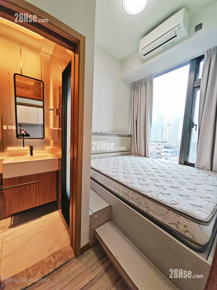 The Vantage Sell 1 Bedroom , 1 Bathroom 277 ft²