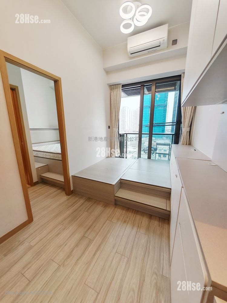 The Vantage Sell 1 Bedroom , 1 Bathroom 277 ft²