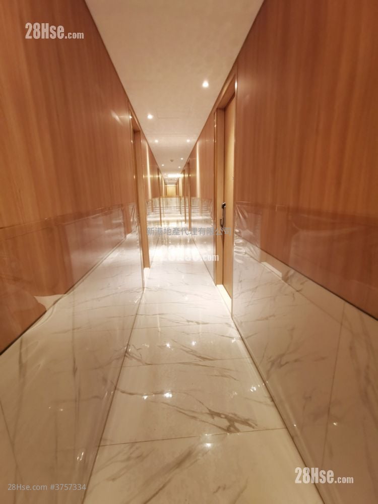 The Vantage Sell 1 Bedroom , 1 Bathroom 277 ft²