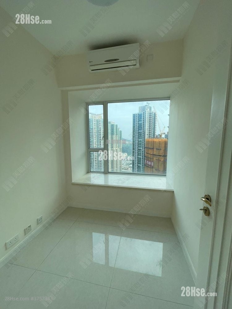 緻藍天 售盤 3 房 , 2 浴室 743 平方呎