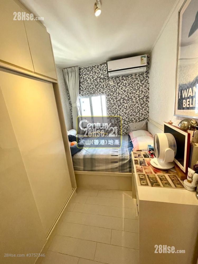 盈福苑 售盘 3 房 645 平方尺