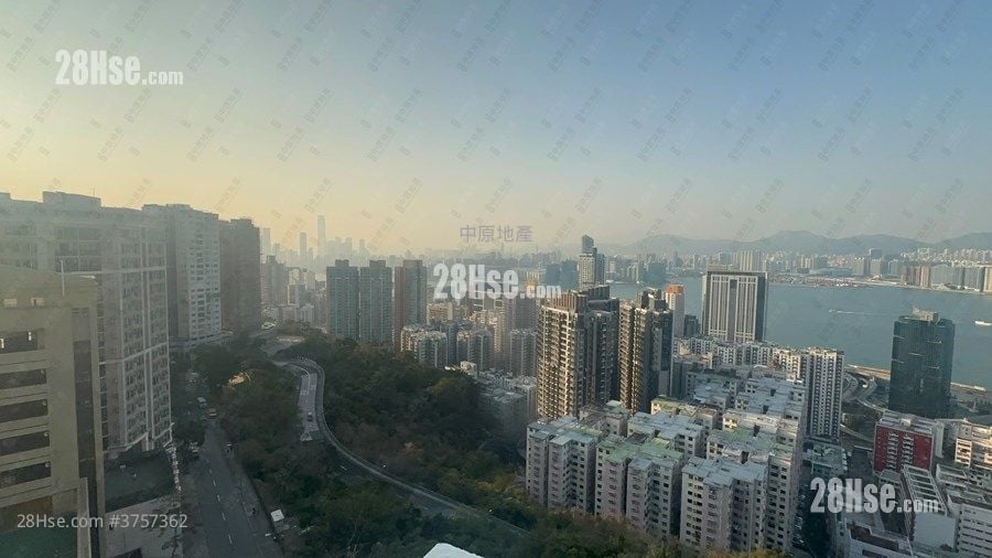 瓊峰園 售盤 3 房 1,313 平方呎