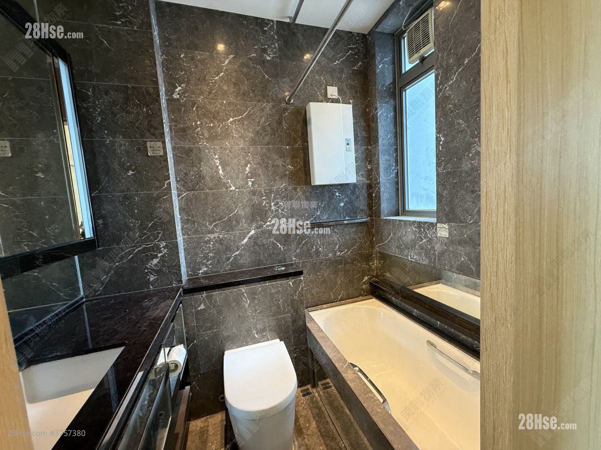 天晉 租盤 3 房 , 2 浴室 540 平方呎