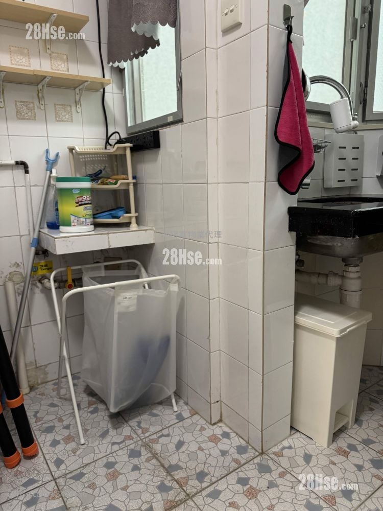 Hing Man Mansion Rental Studio , 1 Bathroom 192 ft²