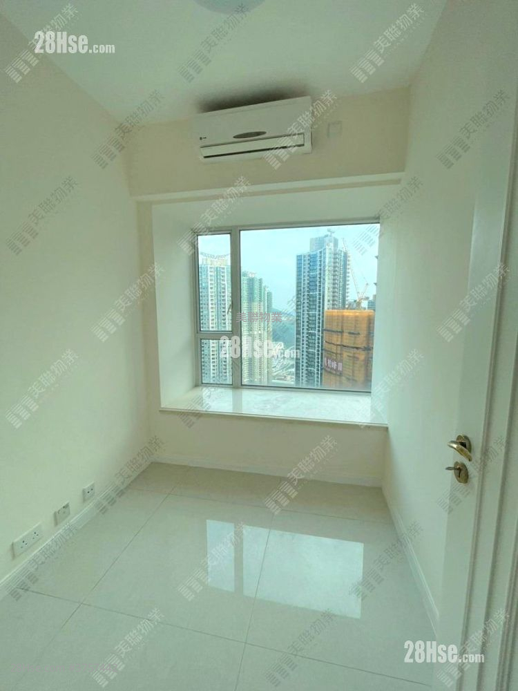 緻藍天 售盤 3 房 , 2 浴室 743 平方呎