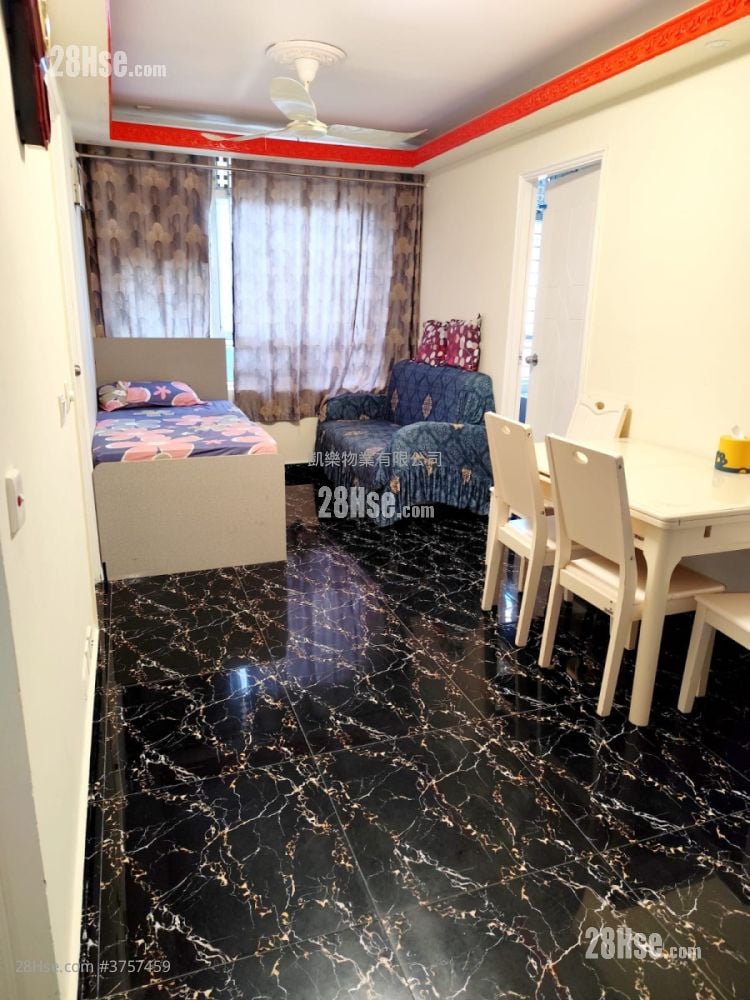 启朗苑 售盘 2 房 , 1 浴室 460 平方尺