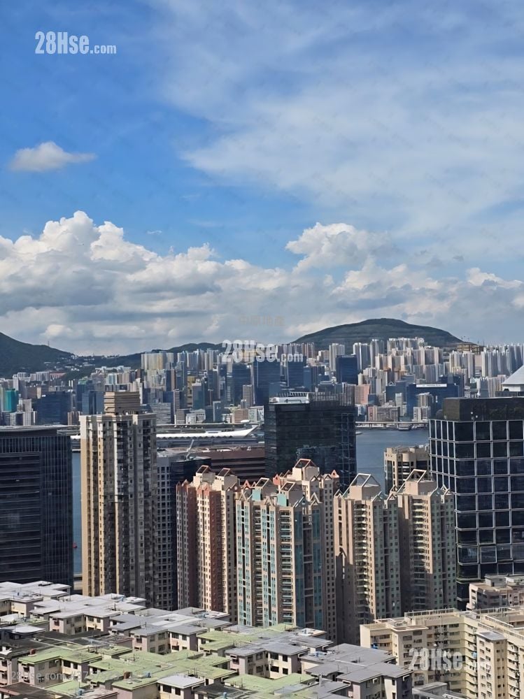 Pacific Palisades Sell 3 Bedrooms 845 ft²