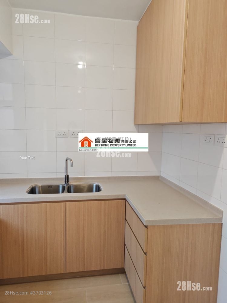 Sunfield Court Sell 3 Bedrooms , 1 Bathroom 652 ft²