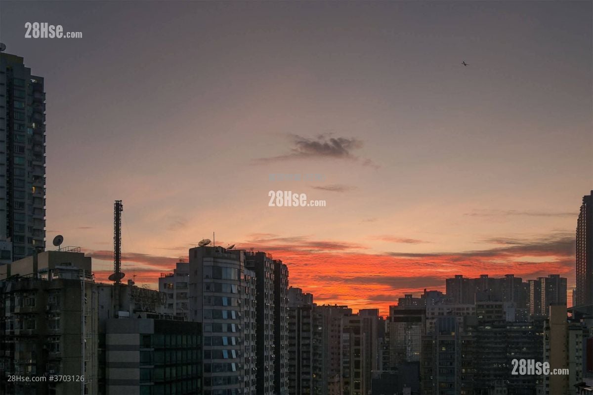 Sunfield Court Sell 3 Bedrooms , 1 Bathroom 652 ft²