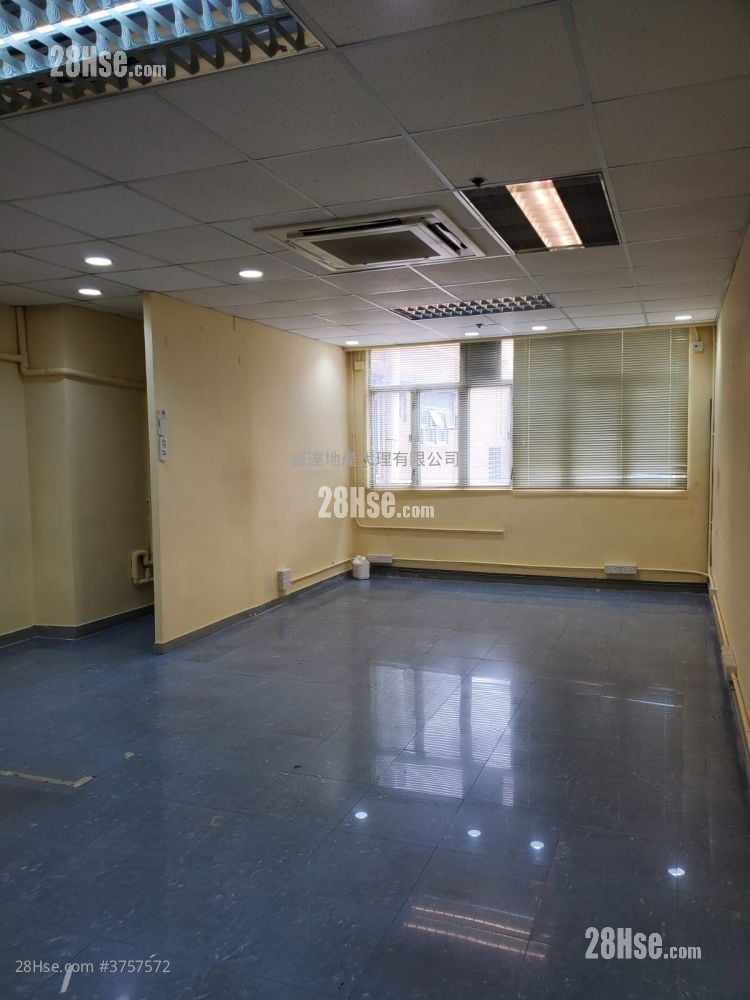 Everest Industrial Centre Sell Studio , 1 Toilet