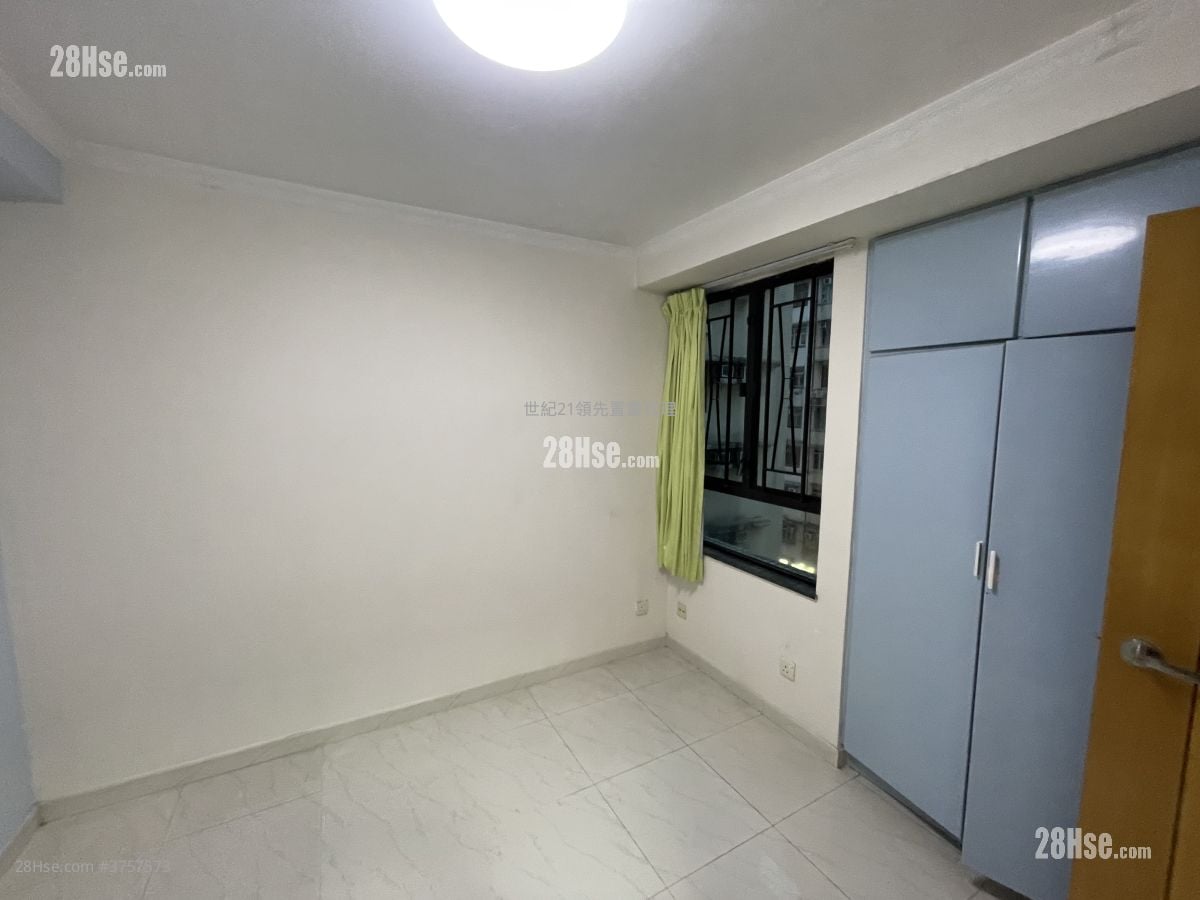 欣榮花園 售盤 3 房 , 2 浴室 773 平方呎