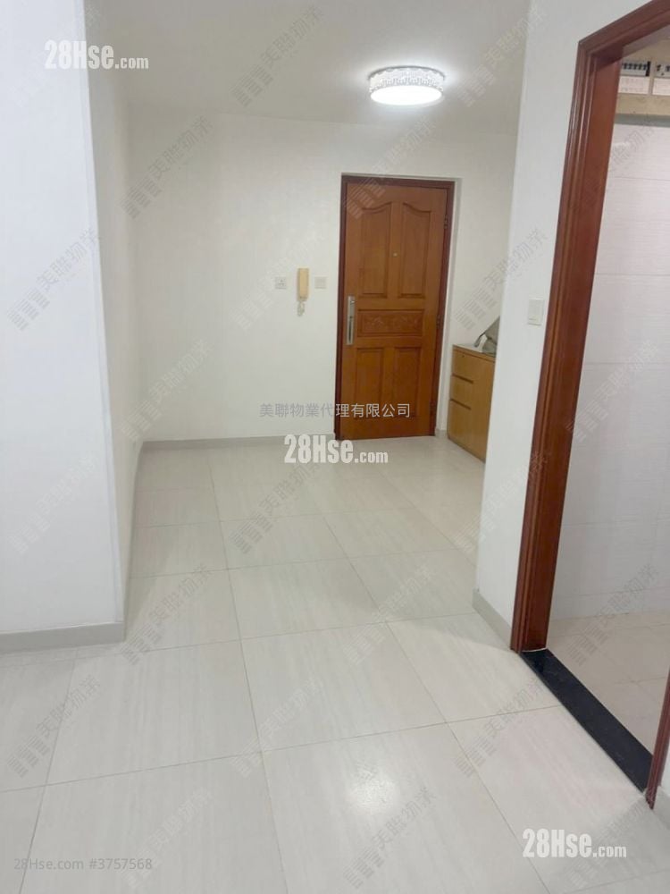 Beverly Garden Sell 3 Bedrooms , 1 Bathroom 592 ft²