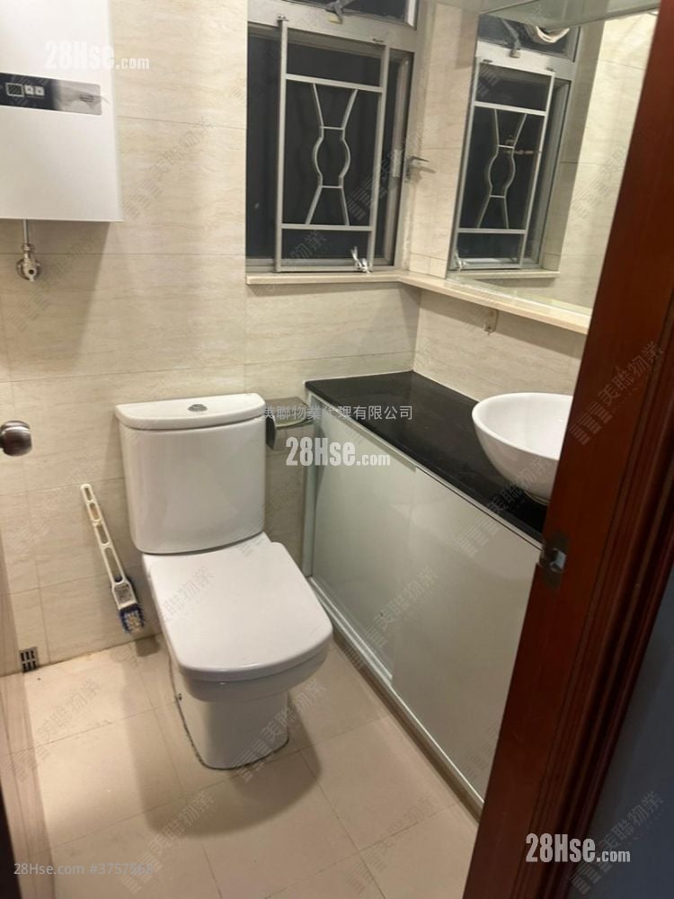 Beverly Garden Sell 3 Bedrooms , 1 Bathroom 592 ft²