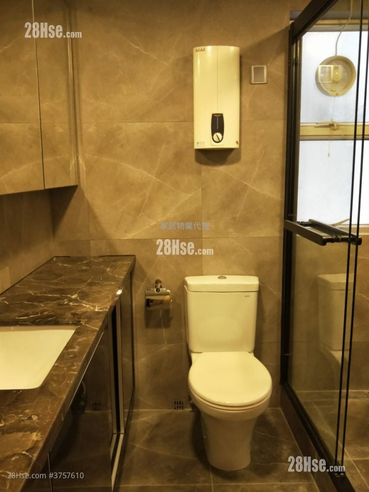 Provident Centre Sell 3 Bedrooms , 2 Bathrooms 703 ft²