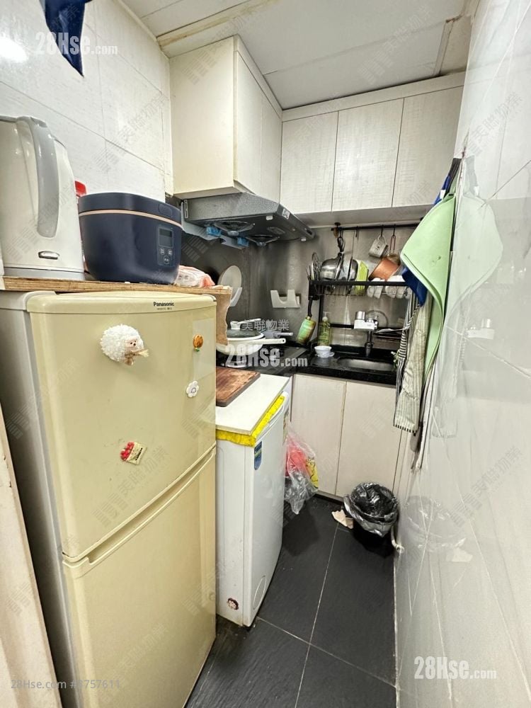 Garden Rivera Sell 2 Bedrooms , 1 Bathroom 269 ft²