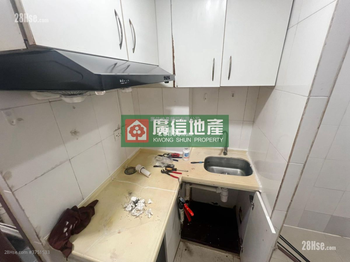 單幢樓房 租盤 1 房 , 1 浴室 160 平方呎