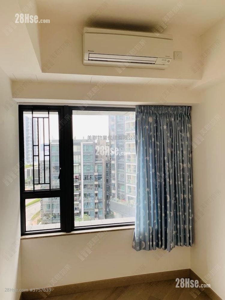 The Wings Sell 3 Bedrooms 689 ft²