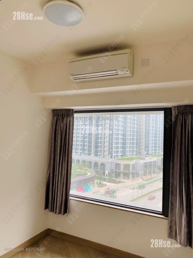 The Wings Sell 3 Bedrooms 689 ft²