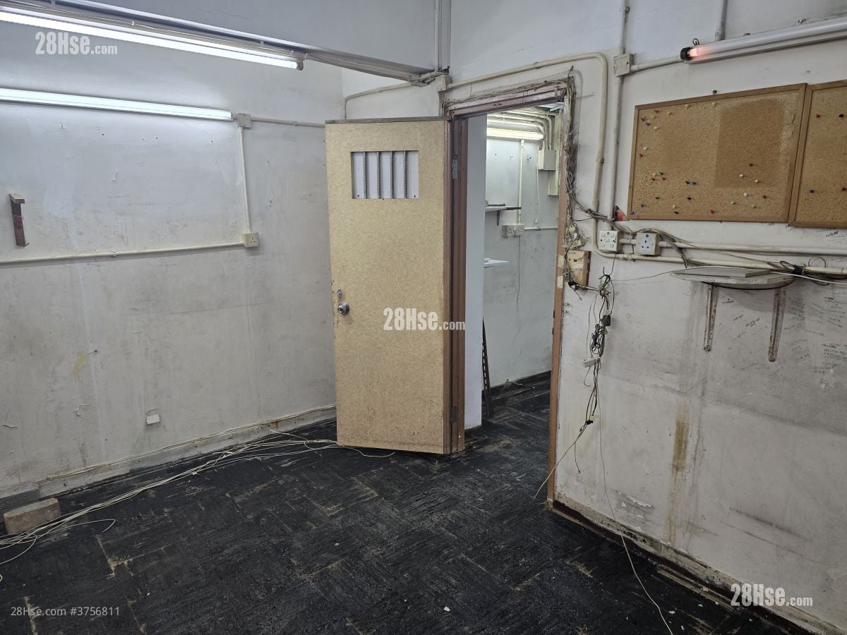 華源大廈 售盤 2 房 , 1 浴室 330 平方呎