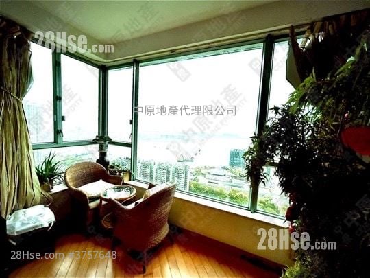 Coastal Skyline Sell 3 Bedrooms , 2 Bathrooms 911 ft²