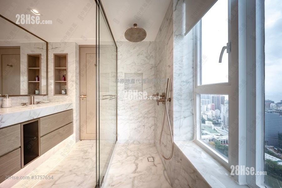 灏畋峰 售盘 3 房 1,490 平方尺