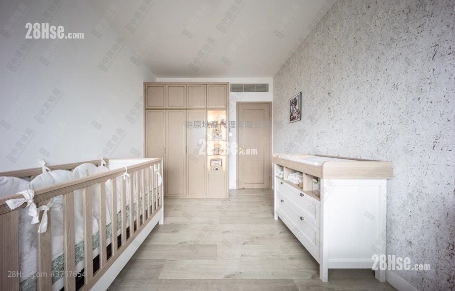 灏畋峰 售盘 3 房 1,490 平方尺