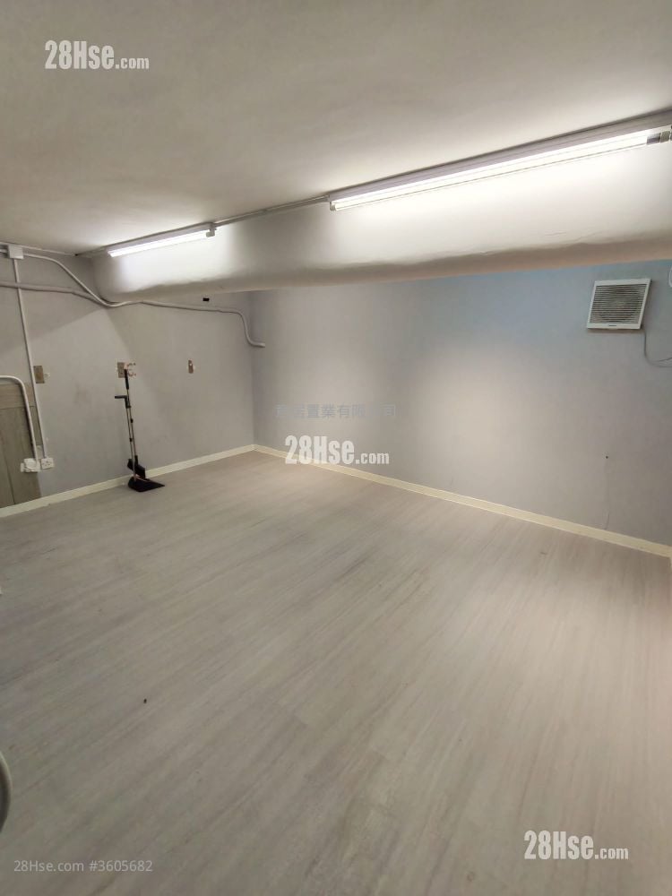 Hung Wan Building Rental Studio , 1 Toilet