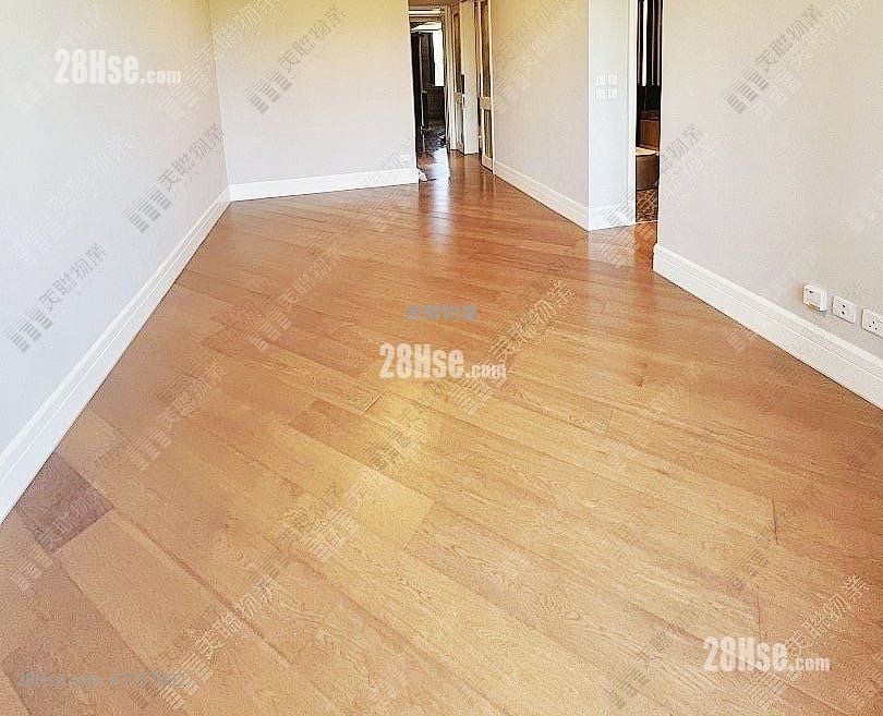 高尔夫御苑 售盘 3 房 960 平方尺