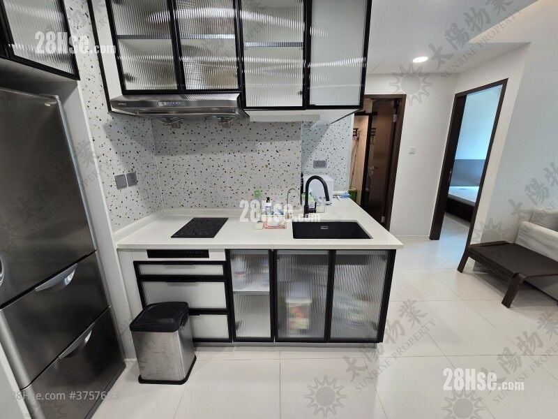 Royal Peninsula Sell 1 Bedroom 462 ft²