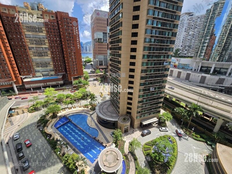 Royal Peninsula Sell 1 Bedroom 462 ft²