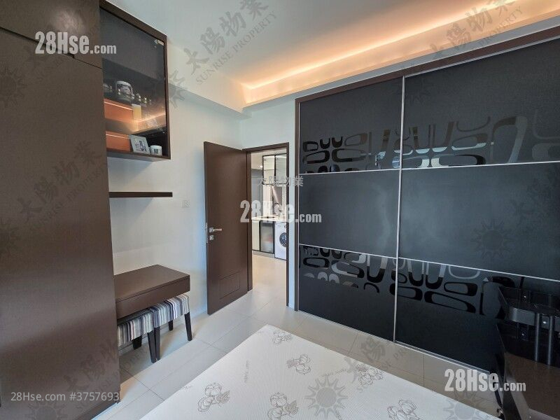 Royal Peninsula Sell 1 Bedroom 462 ft²