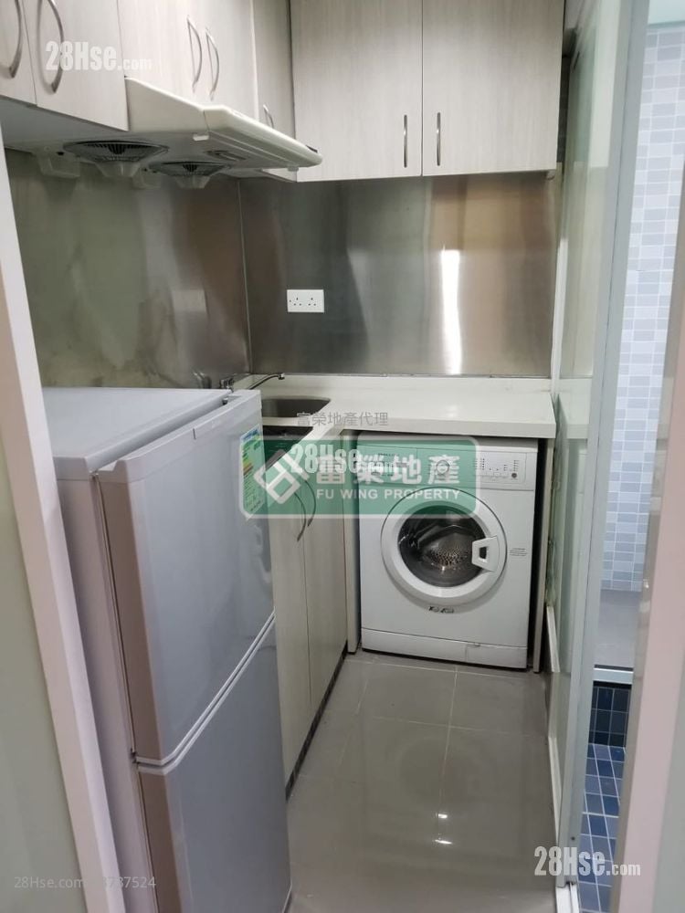 Pat Chun Mansion Sell 2 Bedrooms , 1 Bathroom 246 ft²