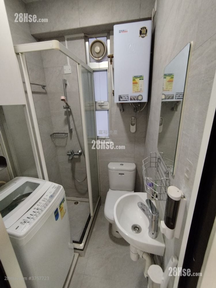 新中环大厦 售盘 2 房 , 1 浴室 278 平方尺