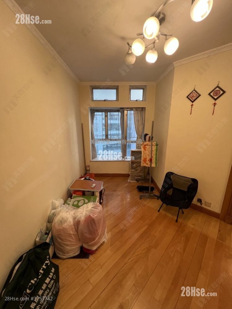 Discovery Park Sell 2 Bedrooms 493 ft²