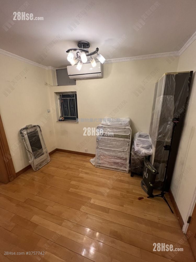 Discovery Park Sell 2 Bedrooms 493 ft²