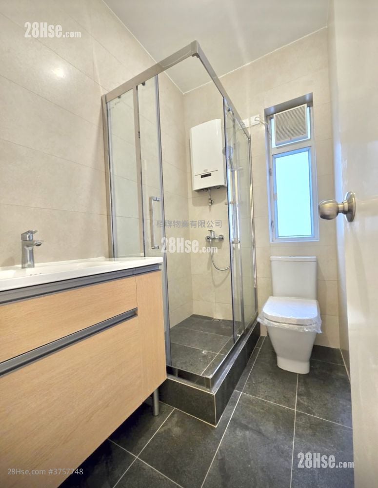 新雅阁 售盘 3 房 , 1 浴室 652 平方尺