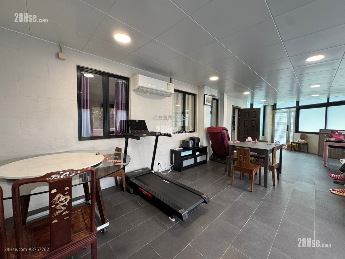 Village Sell 2 Bedrooms , 1 Bathroom 700 ft²