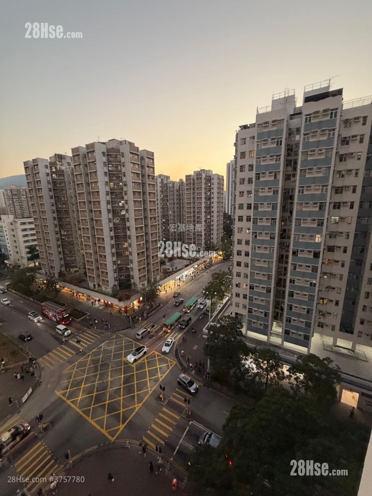 Jade Plaza Rental 2 Bedrooms , 1 Bathroom 274 ft²