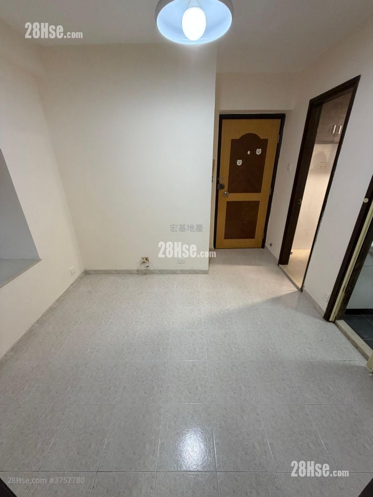 Jade Plaza Rental 2 Bedrooms , 1 Bathroom 274 ft²