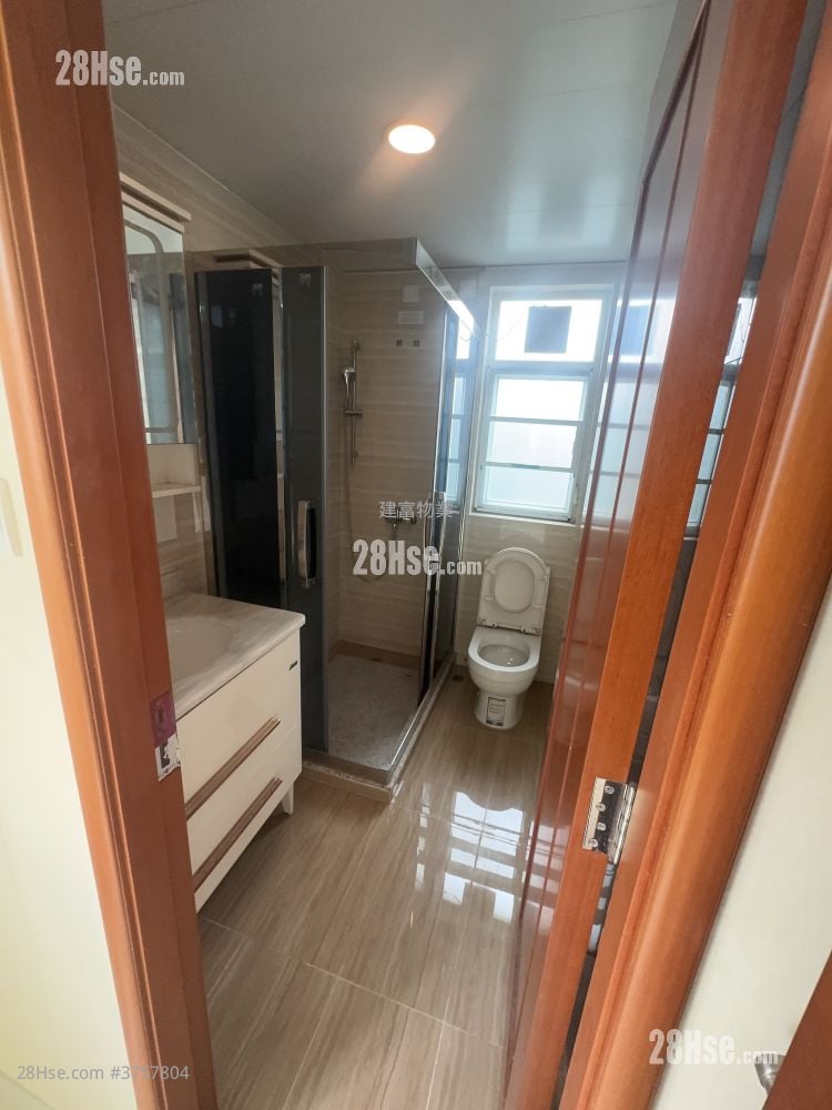 Village Sell 3 Bedrooms , 2 Bathrooms 700 ft²