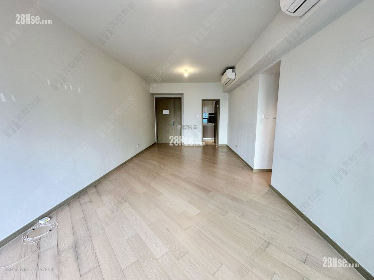 港岛南岸 售盘 4 房 1,135 平方尺