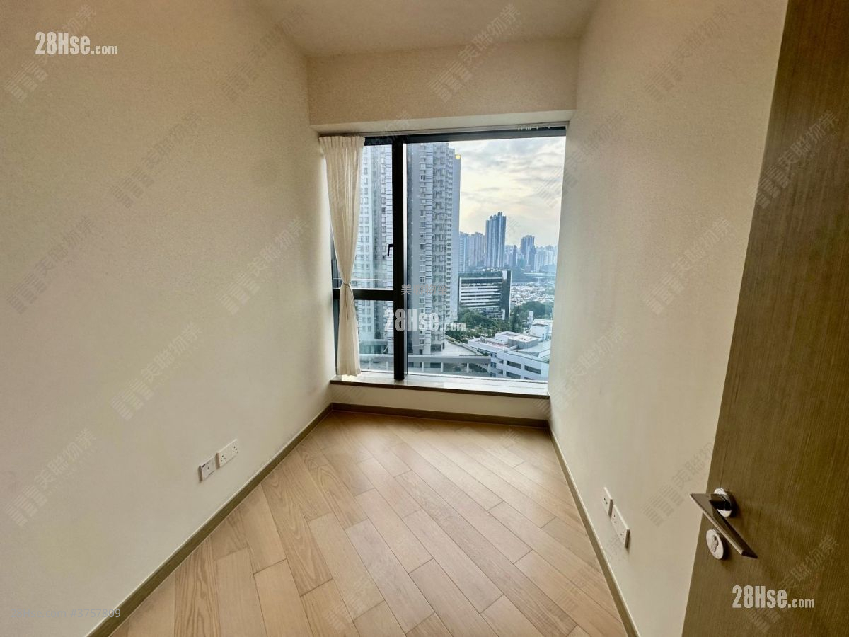 港岛南岸 售盘 4 房 1,135 平方尺