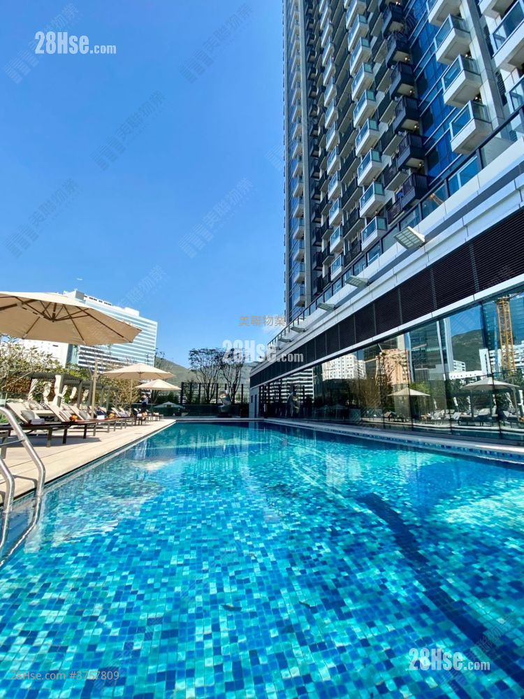 港岛南岸 售盘 4 房 1,135 平方尺