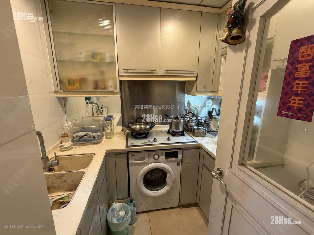 都會駅 售盤 2 房 , 1 浴室 492 平方呎