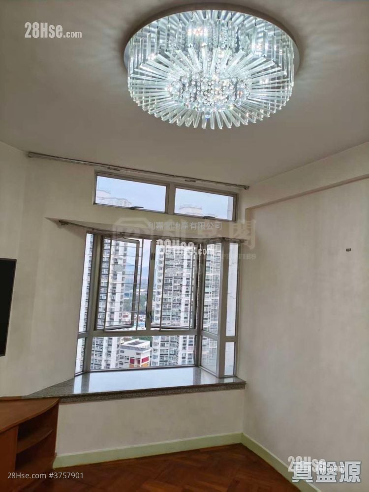 嘉湖山庄 售盘 3 房 , 1 浴室 547 平方尺