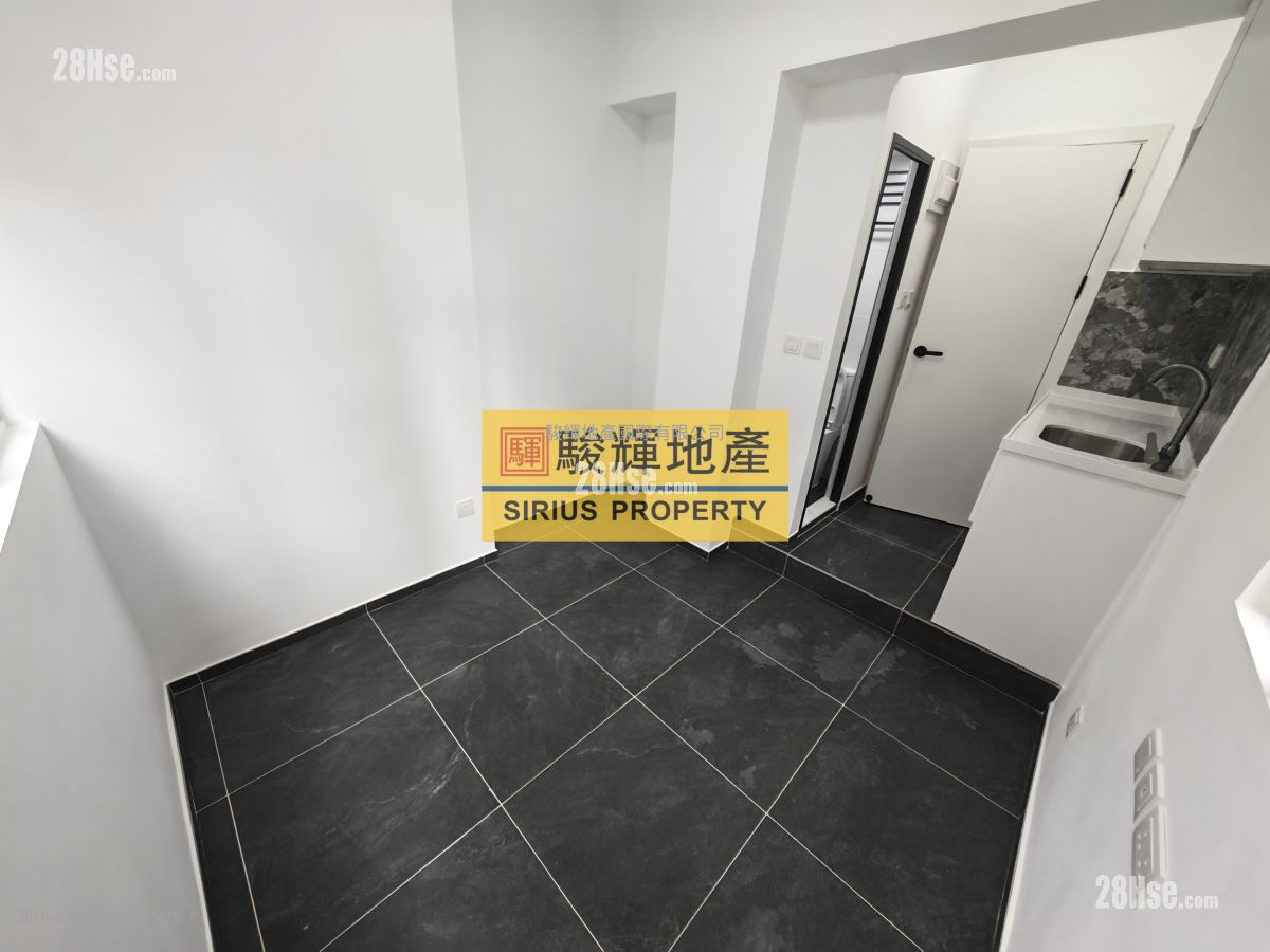 龍飛大廈 租盤 1 房 , 1 浴室 180 平方呎