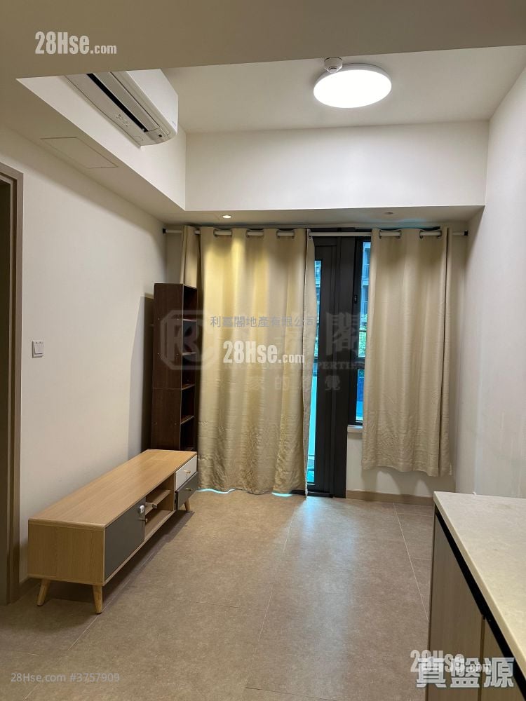 Wetland Seasons Park Sell 1 Bedroom , 1 Bathroom 318 ft²