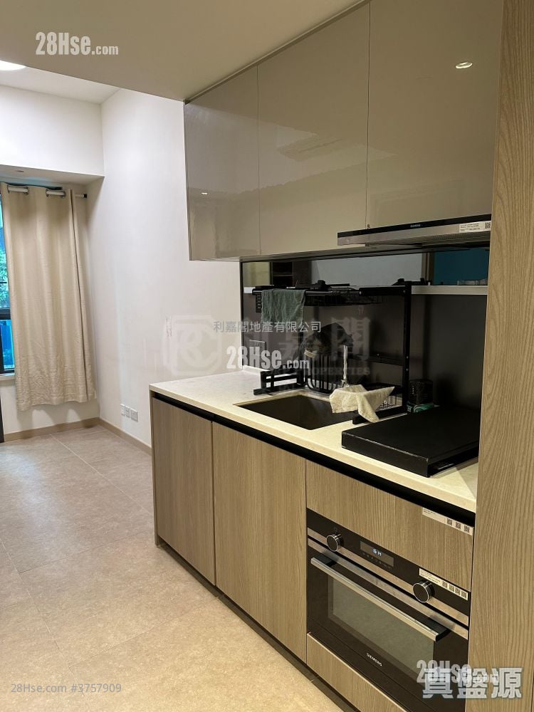 Wetland Seasons Park Sell 1 Bedroom , 1 Bathroom 318 ft²