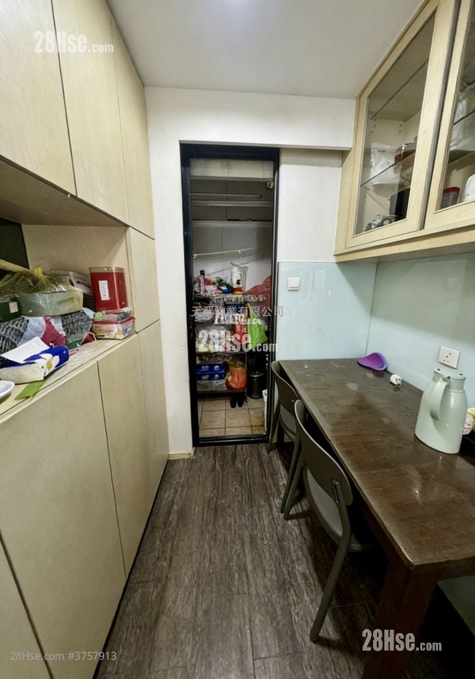 金都豪苑 售盘 2 房 , 1 浴室 443 平方尺