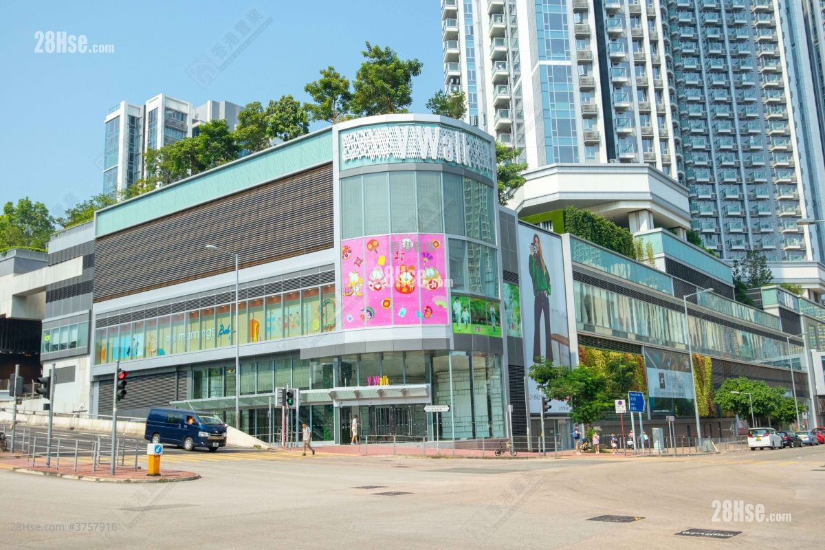 Cullinan West Sell 4 Bedrooms 1,214 ft²